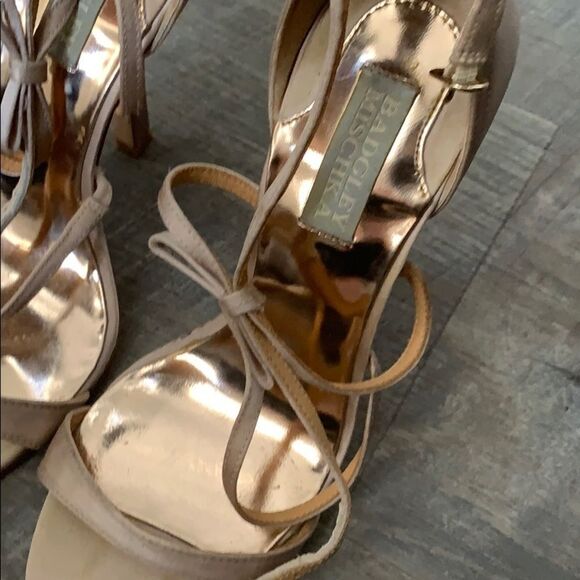 Badgley mischka heels  - Picture 2 of 6